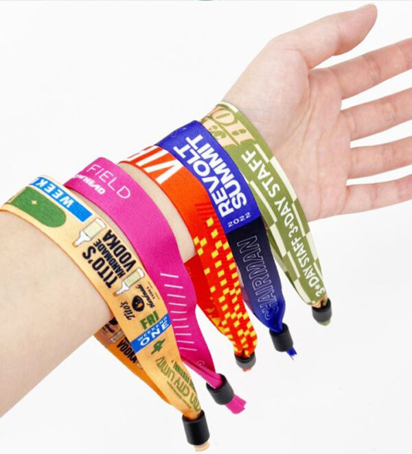 fabric-wristband